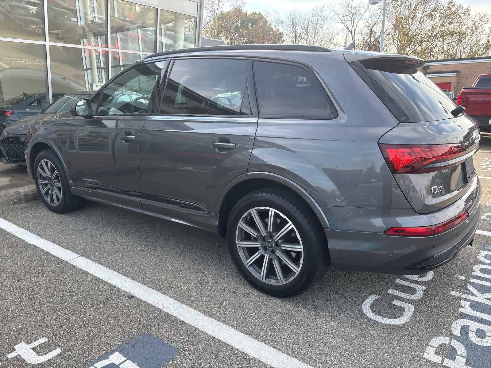 Used 2022 Audi Q7 2.0T Premium Plus AWD/4WD image 1