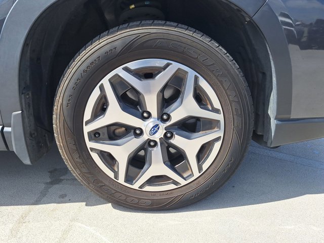 Used 2019 Subaru Forester Premium w/ All-Weather Package image 20