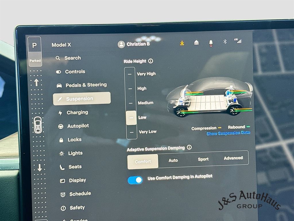 Used 2024 Tesla Model X image 10