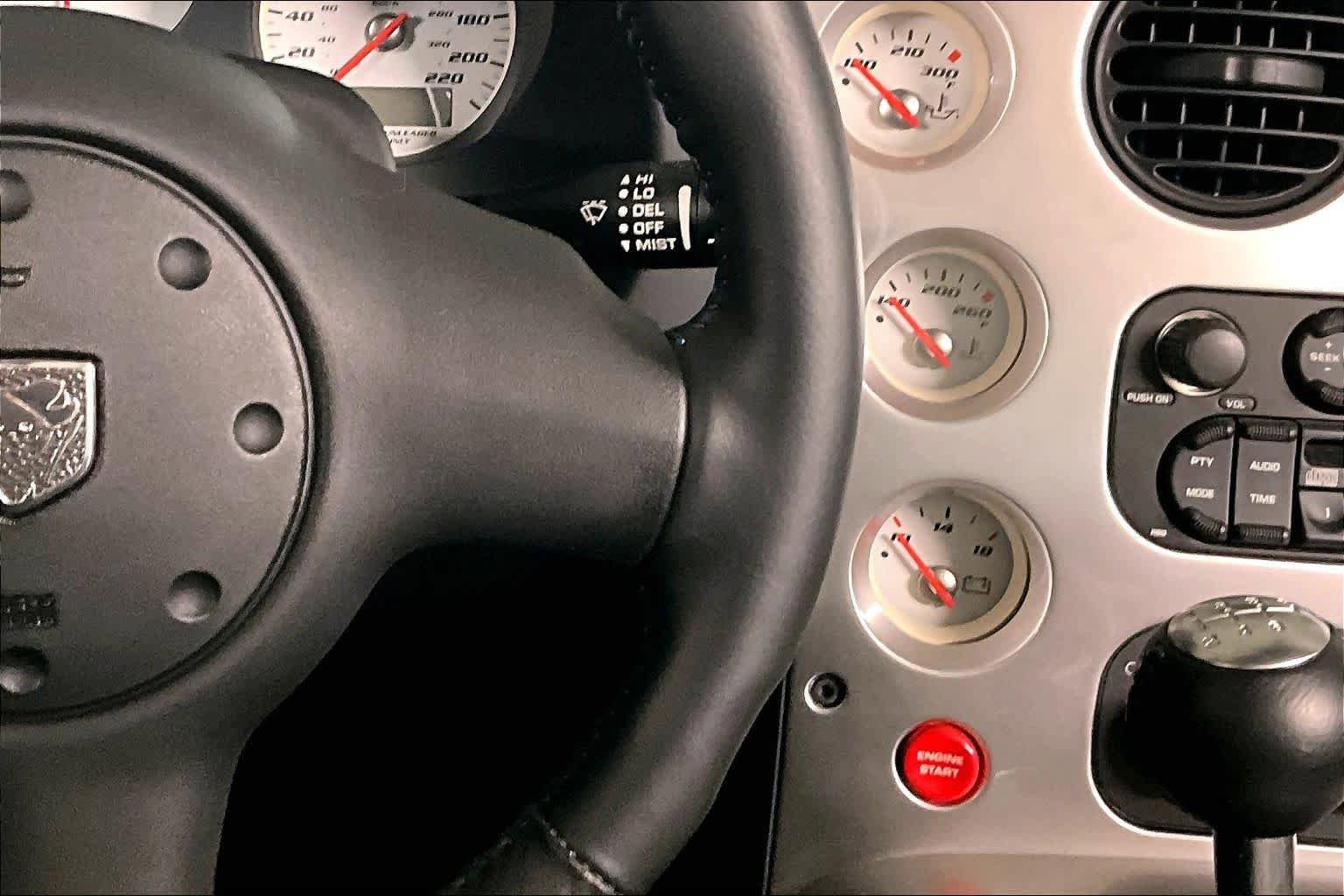 Used 2005 Dodge Viper SRT-10 image 24