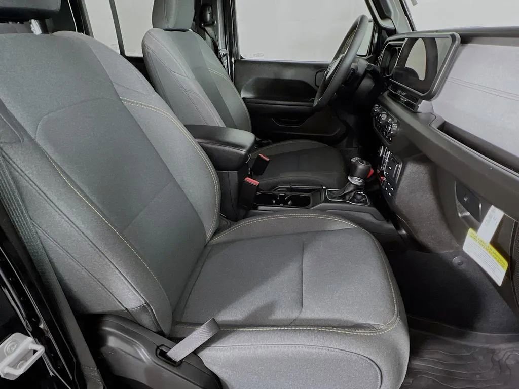 Used 2024 Jeep Gladiator Sport image 28