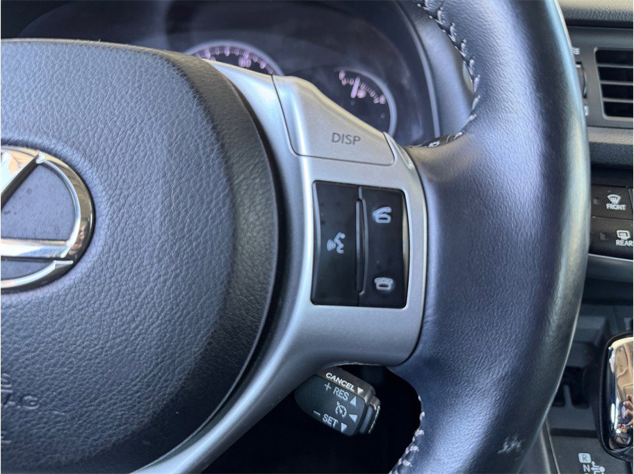 Used 2011 Lexus CT 200h Premium image 14