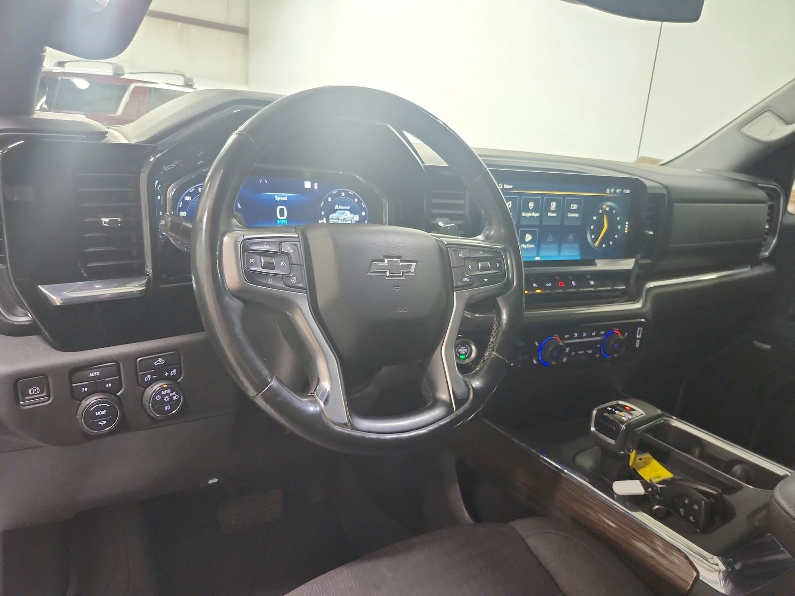 Used 2023 Chevrolet Silverado 1500 RST w/ Rally Edition AWD/4WD image 18