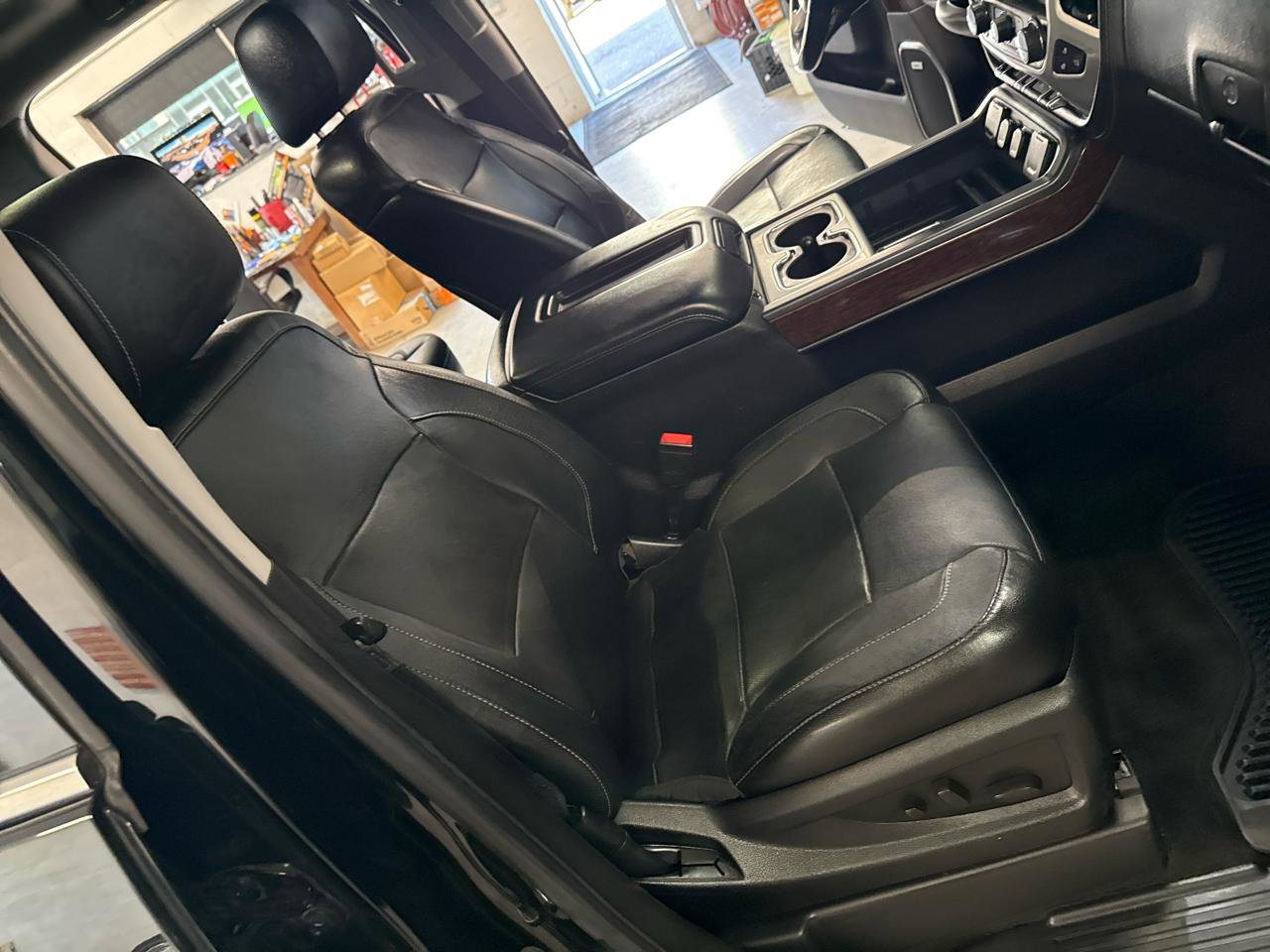 Used 2015 GMC Sierra 1500 SLT w/ SLT Crew Cab Value Package image 44