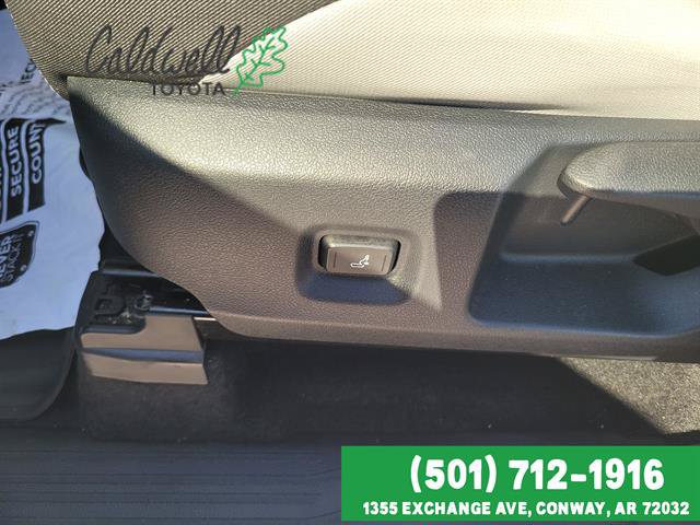 Used 2025 Toyota Tacoma TRD Sport AWD/4WD image 12