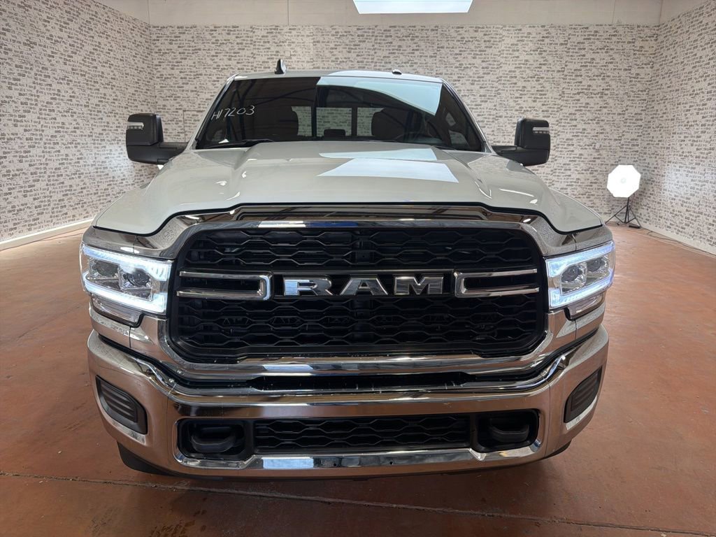 Used 2023 RAM 2500 Tradesman AWD/4WD image 2