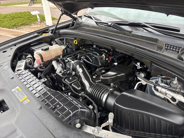 Used 2024 Jeep Grand Cherokee L Limited w/ Luxury Tech Group II AWD/4WD image 11