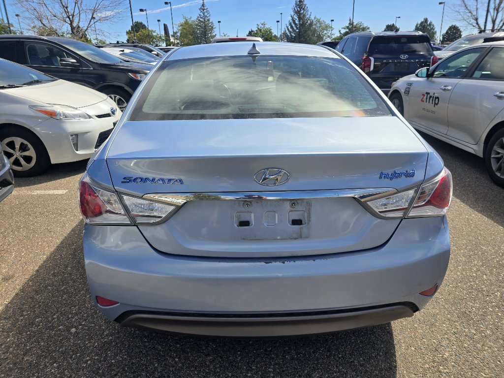 Used 2013 Hyundai Sonata Hybrid FWD image 16