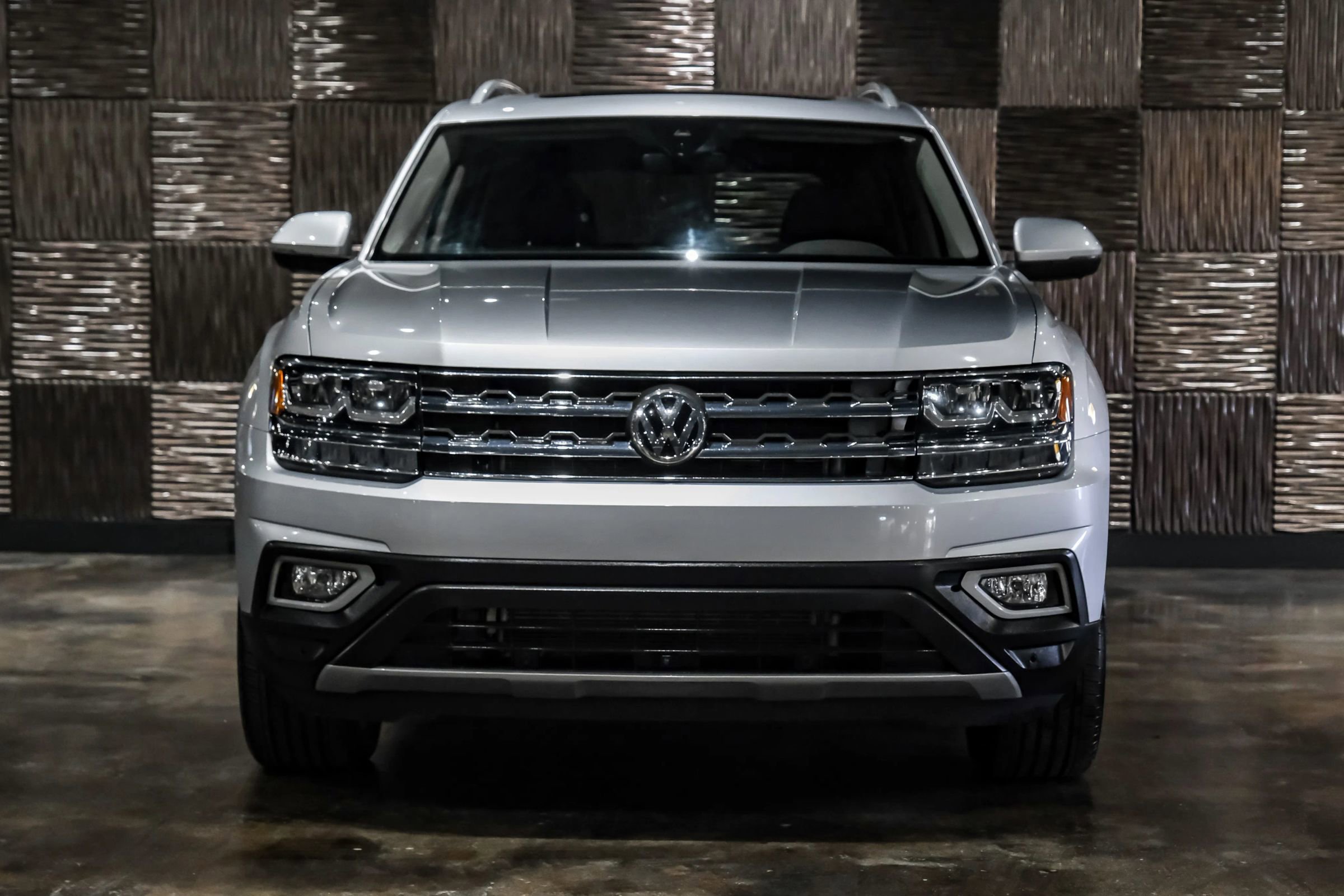 Used 2018 Volkswagen Atlas SEL Premium image 6