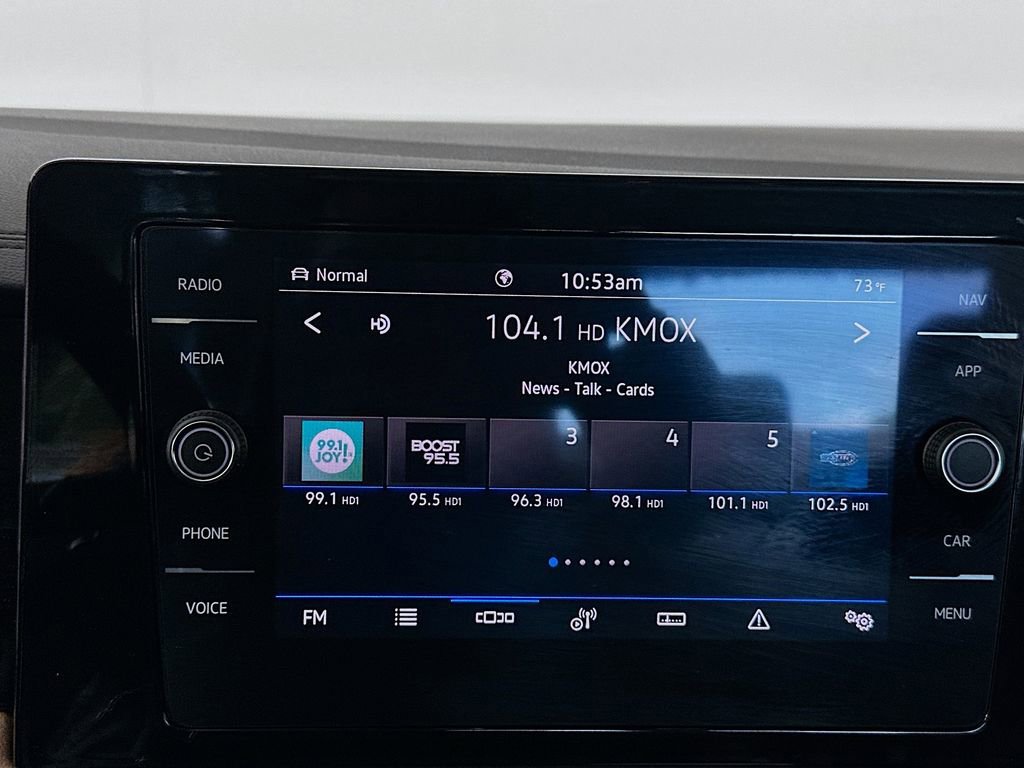 Used 2025 Volkswagen Jetta SEL FWD image 15