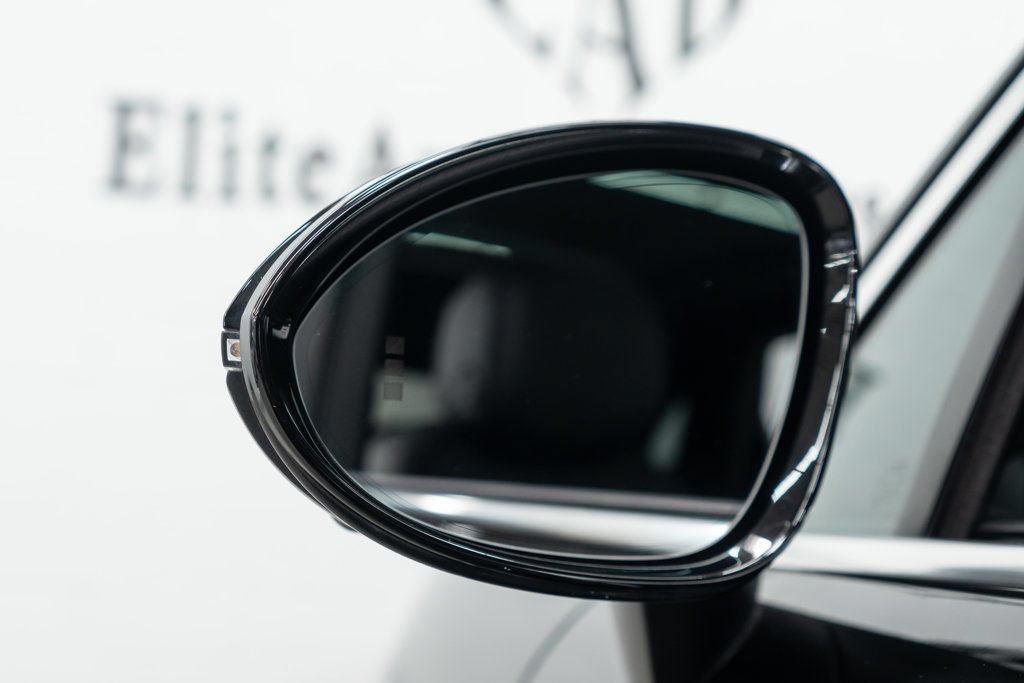 Used 2024 Porsche Cayenne AWD/4WD image 50
