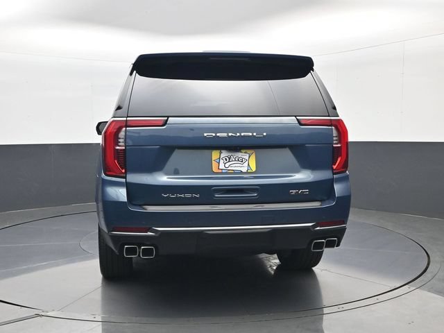 Certified 2025 GMC Yukon Denali Ultimate AWD/4WD image 6