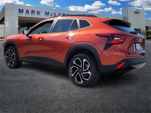 Used 2024 Chevrolet Trax RS w/ Driver Confidence Package image 5