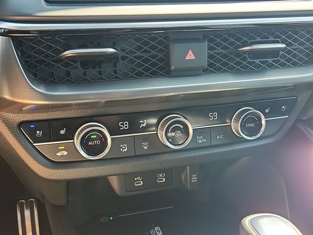 Certified 2025 Acura ADX A-Spec AWD/4WD image 16