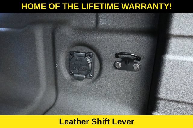 Used 2022 Nissan Frontier SV AWD/4WD image 39