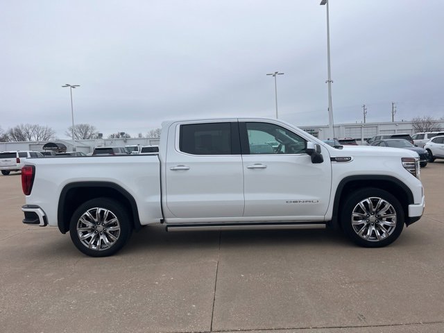 Used 2024 GMC Sierra 1500 Denali w/ Denali Reserve Package image 2