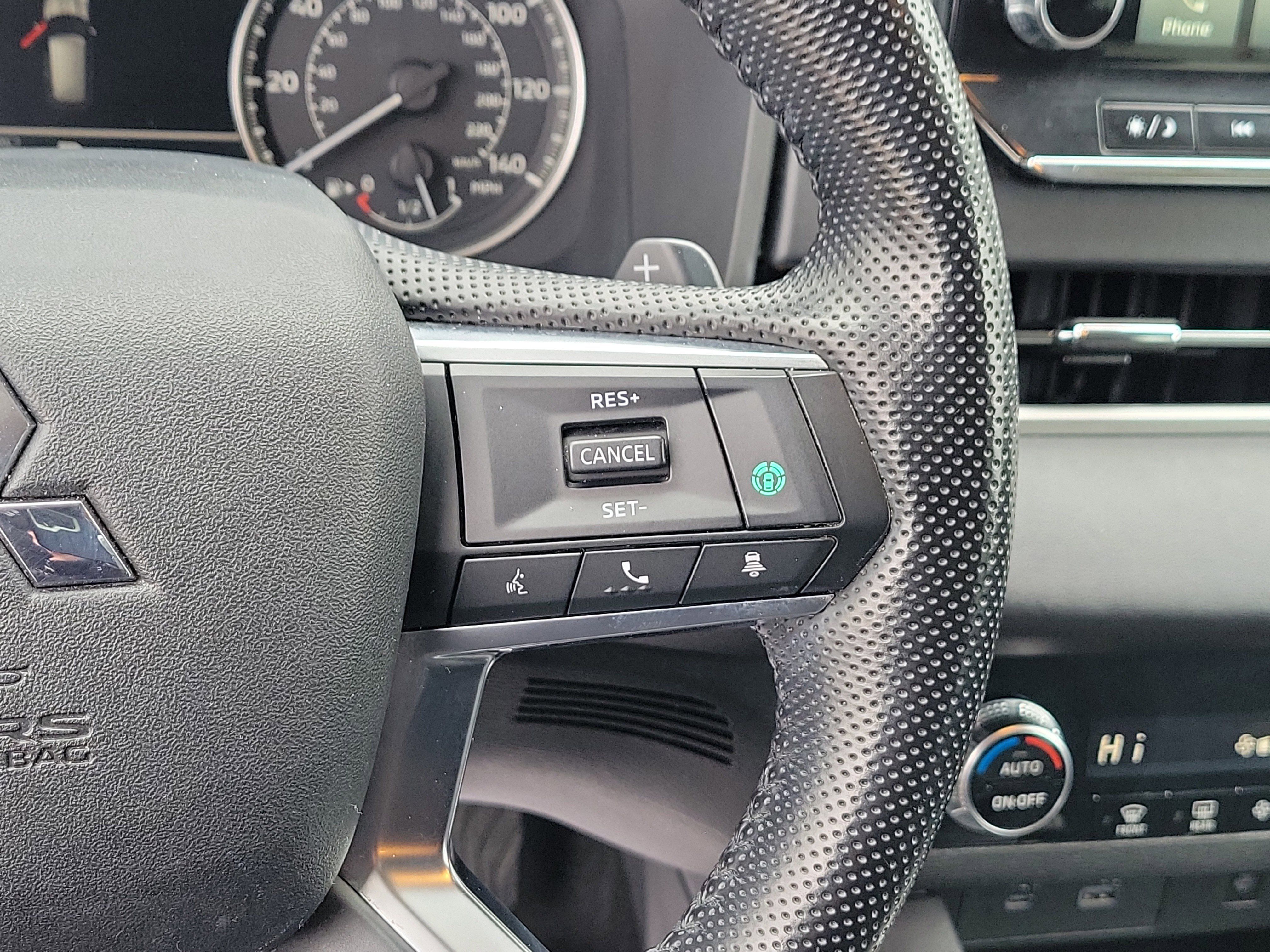 Used 2022 Mitsubishi Outlander SE image 24