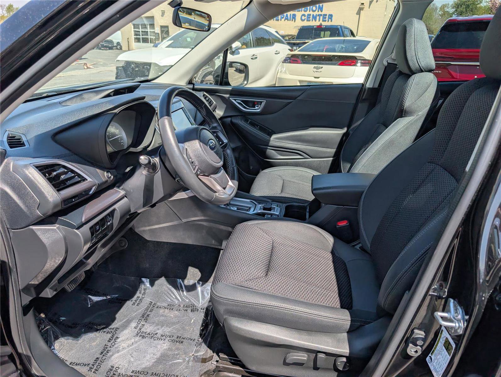 Used 2023 Subaru Forester Premium image 16