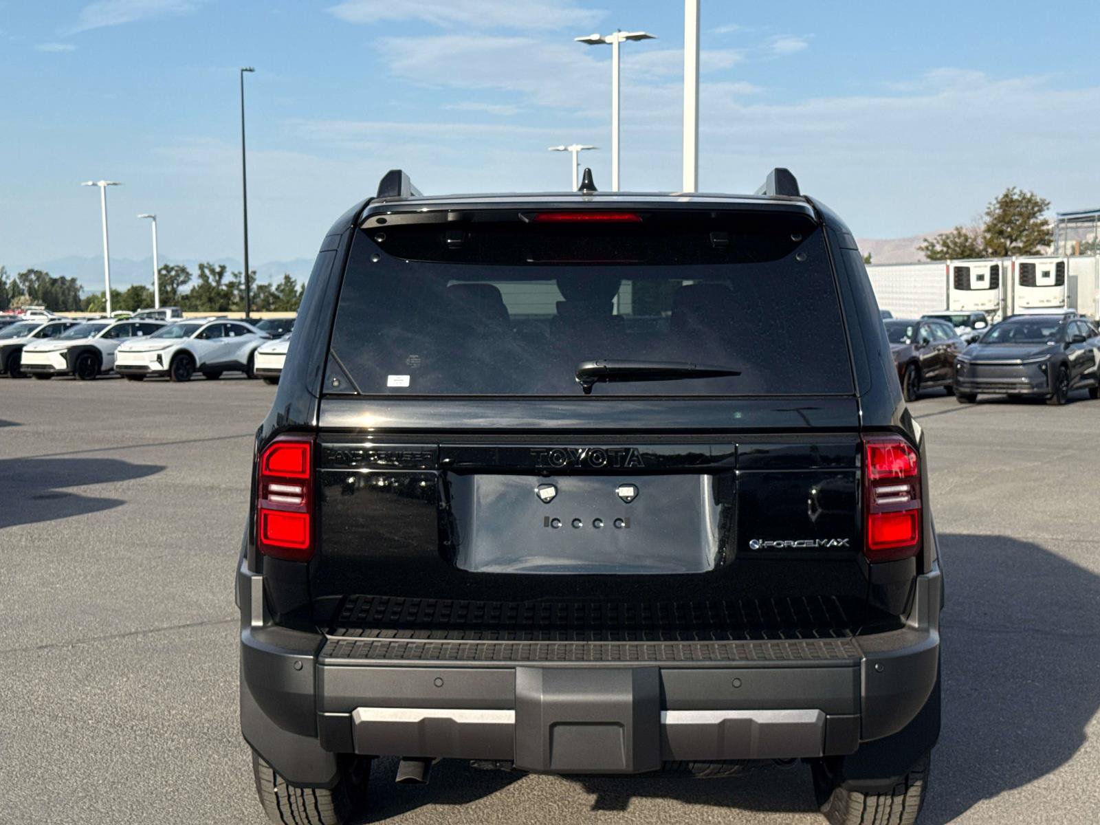 New 2027 Toyota Land Cruiser w/ Premium Package AWD/4WD image 4