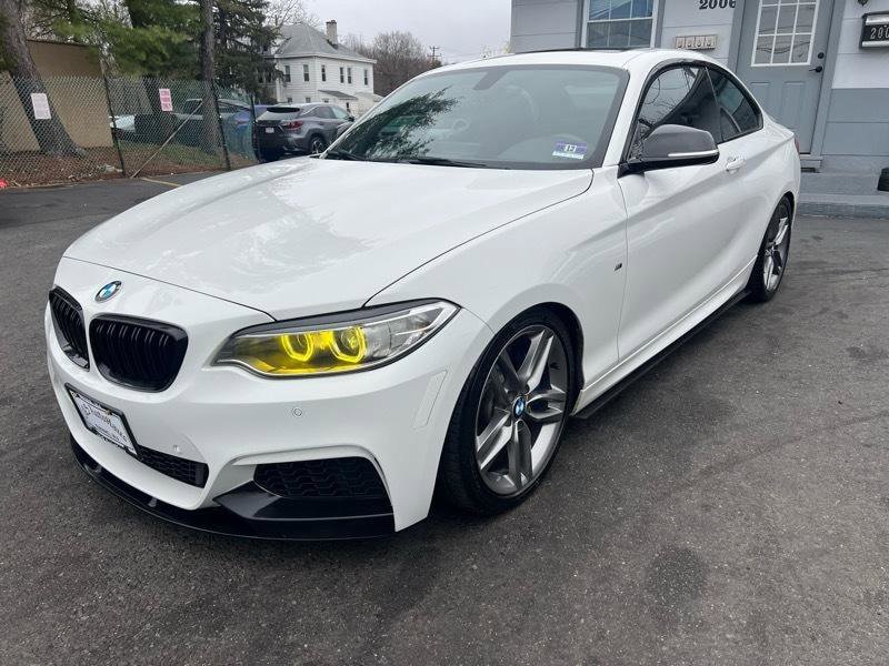 Used 2016 BMW M235i xDrive Coupe AWD/4WD image 3