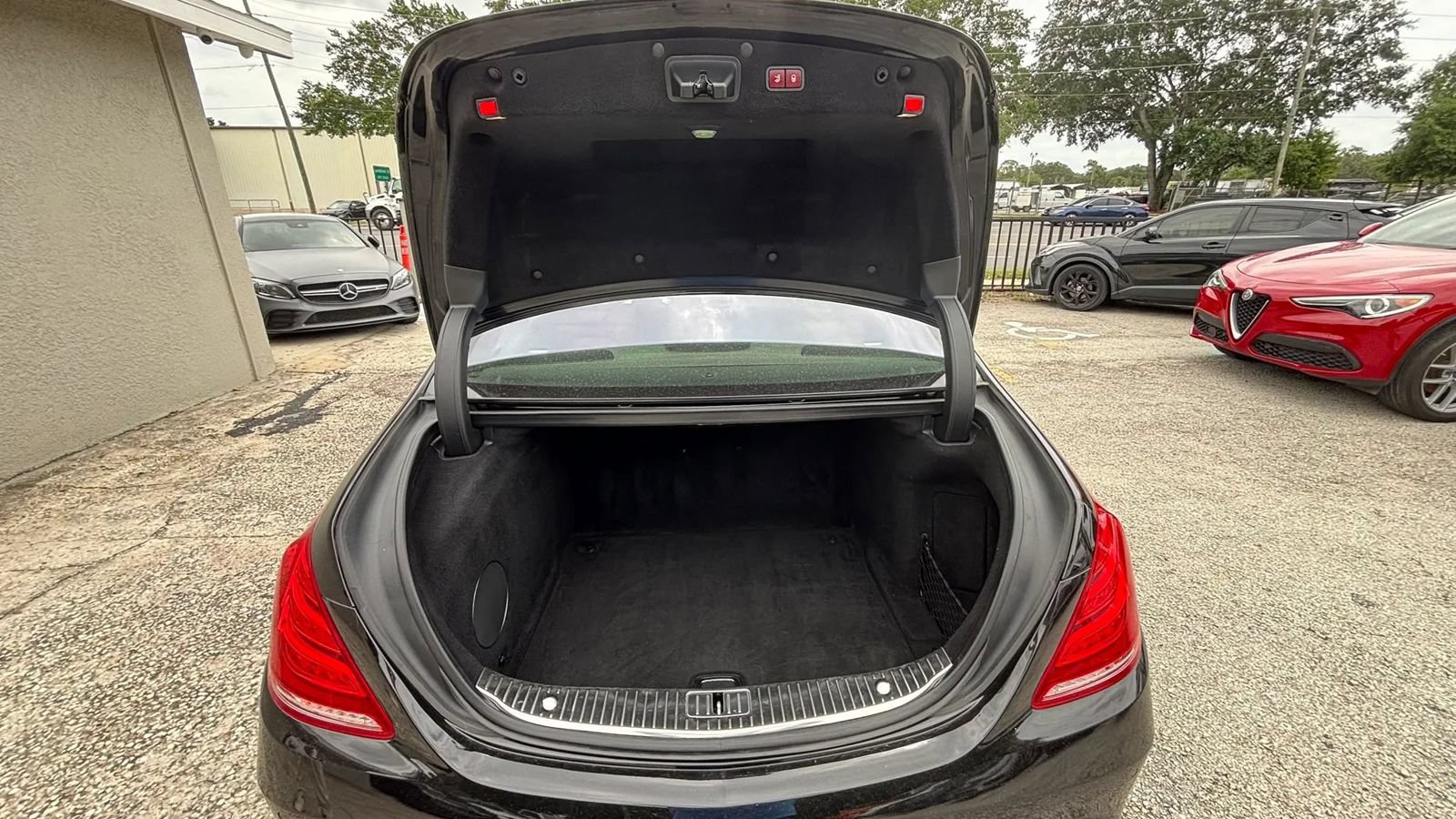 Used 2014 Mercedes-Benz S 63 AMG 4MATIC Sedan image 19