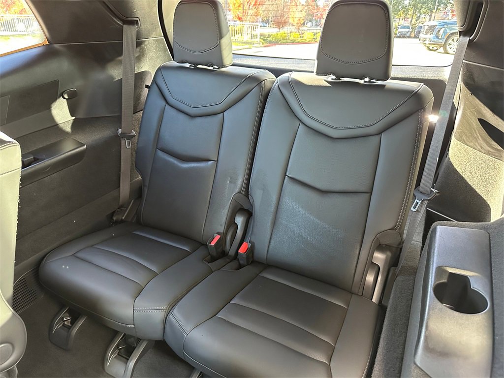 Used 2022 Cadillac XT6 Premium Luxury image 17