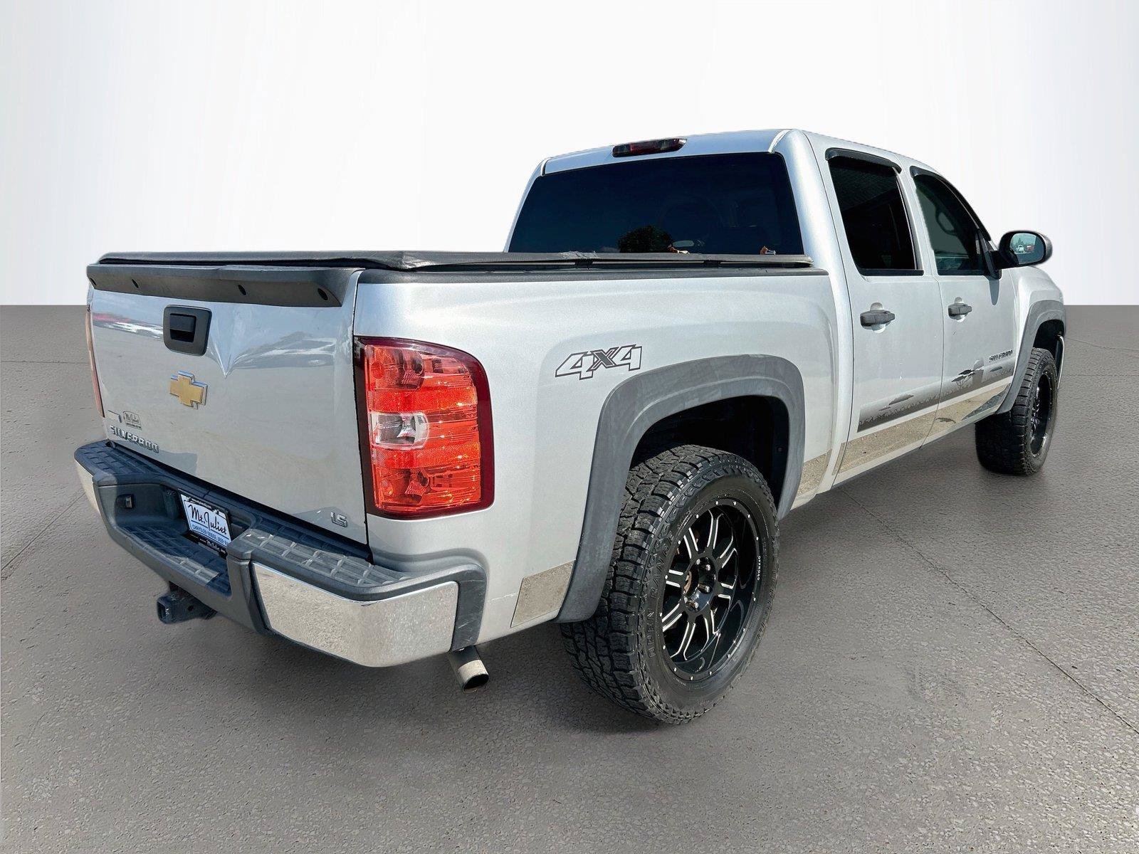 Used 2011 Chevrolet Silverado 1500 LS AWD/4WD image 4
