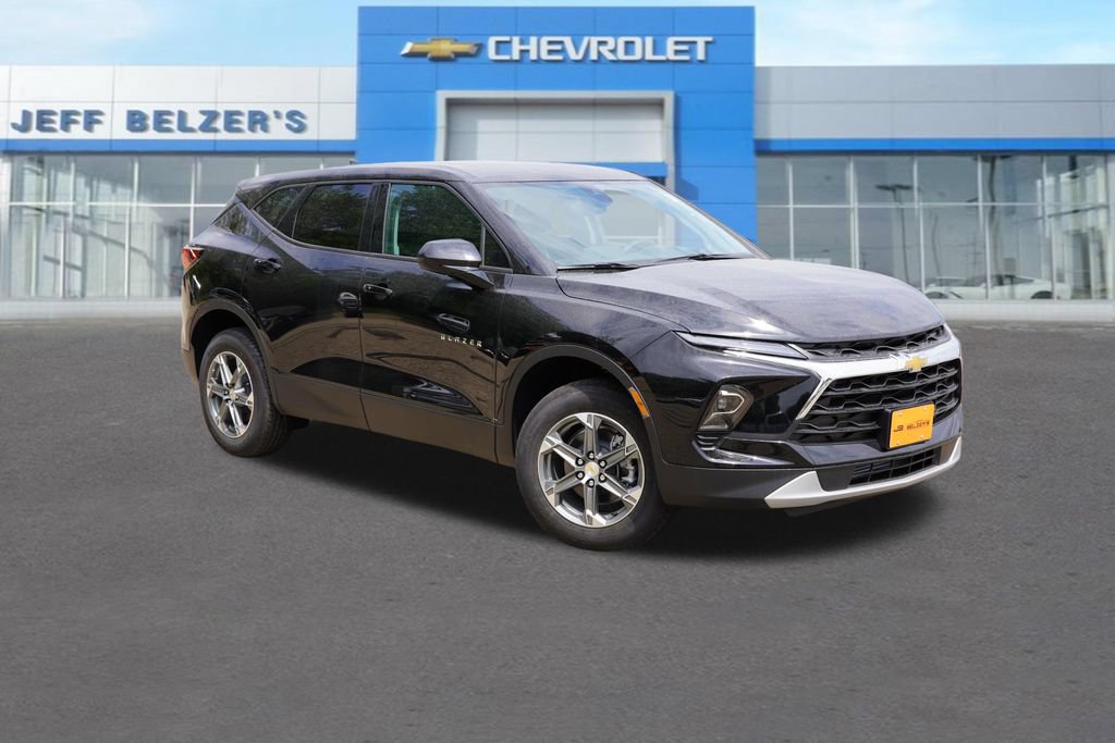 New 2026 Chevrolet Blazer LT AWD/4WD image 1