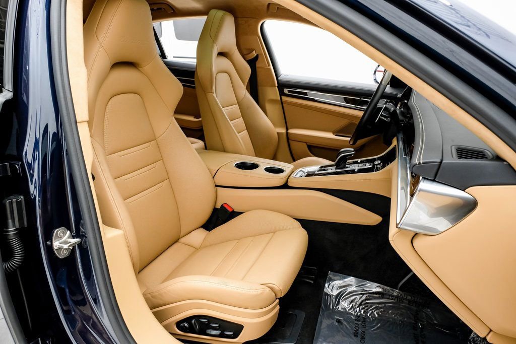 Used 2022 Porsche Panamera Turbo S AWD/4WD image 30