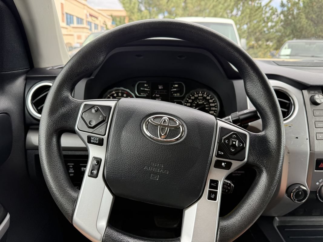 Used 2019 Toyota Tundra SR5 AWD/4WD image 32