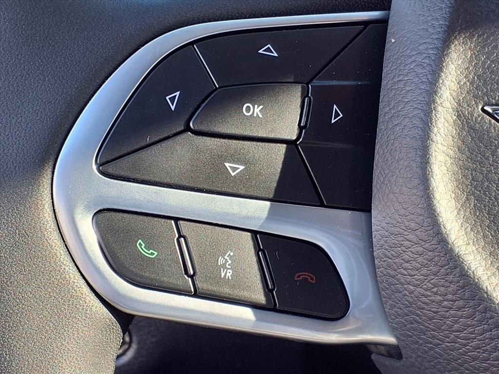 Used 2023 Chrysler 300 Touring L w/ Popular Equipment Group image 20