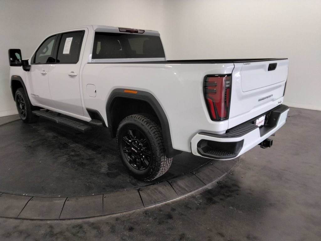 Used 2025 GMC Sierra 2500 AT4 AWD/4WD image 8