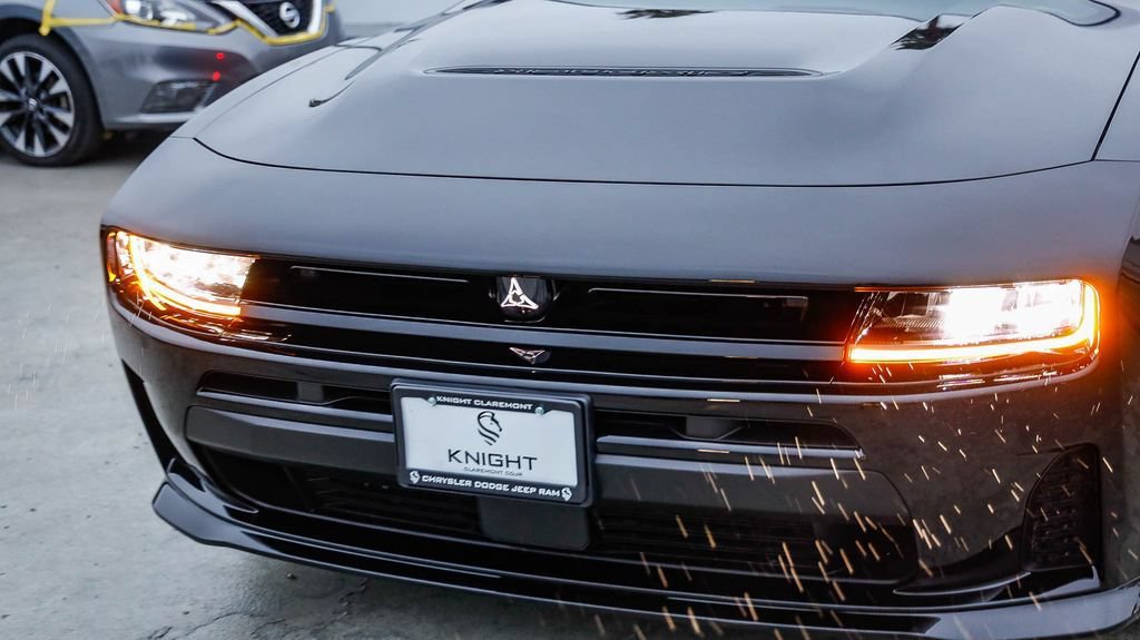 New 2026 Dodge Charger R/T w/ Blacktop Package AWD/4WD image 6
