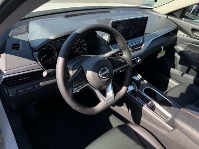 New 2026 Nissan Altima 2.5 SR w/ SR Midnight Edition Package FWD image 18
