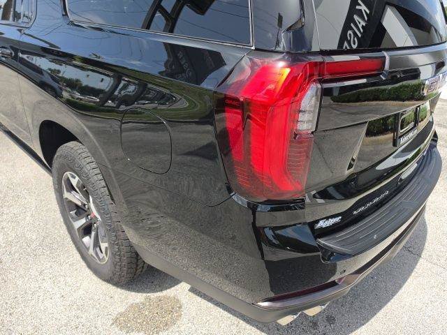 New 2026 GMC Yukon XL AT4 Ultimate AWD/4WD image 13