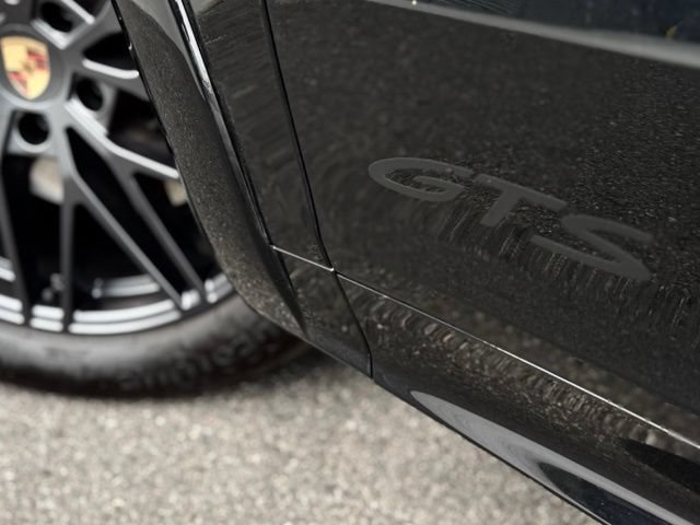 Used 2026 Porsche Cayenne GTS AWD/4WD image 40