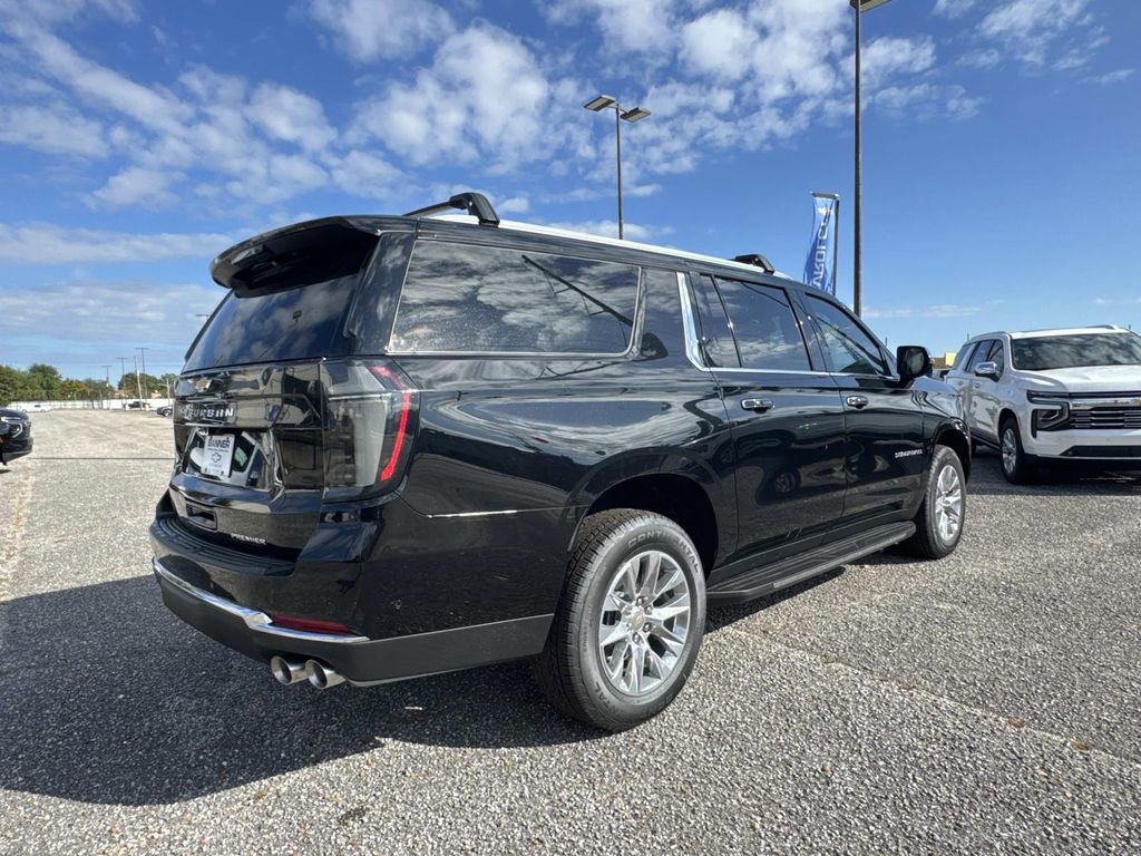 New 2026 Chevrolet Suburban Premier image 7