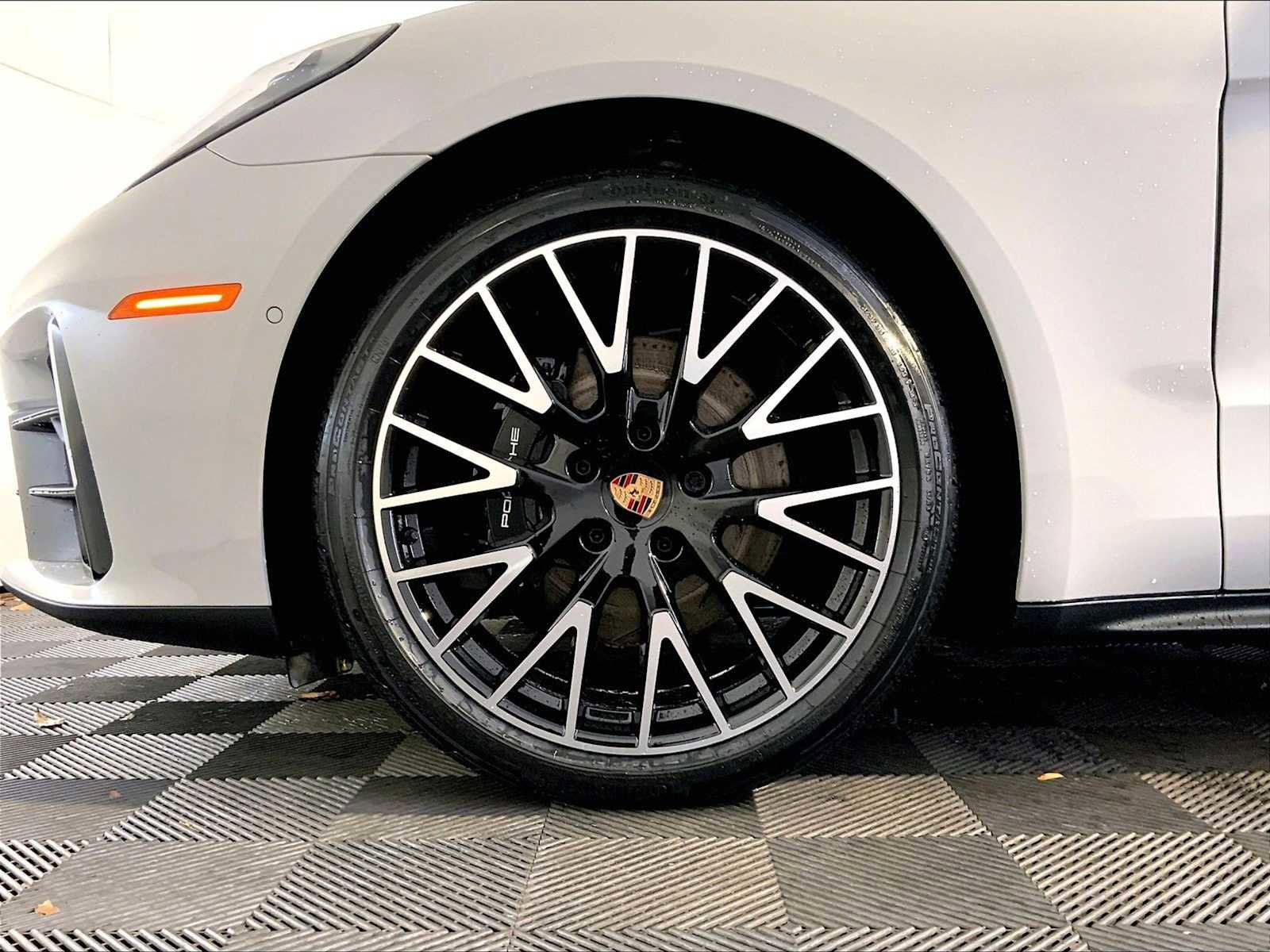 New 2026 Porsche Panamera 4 image 11