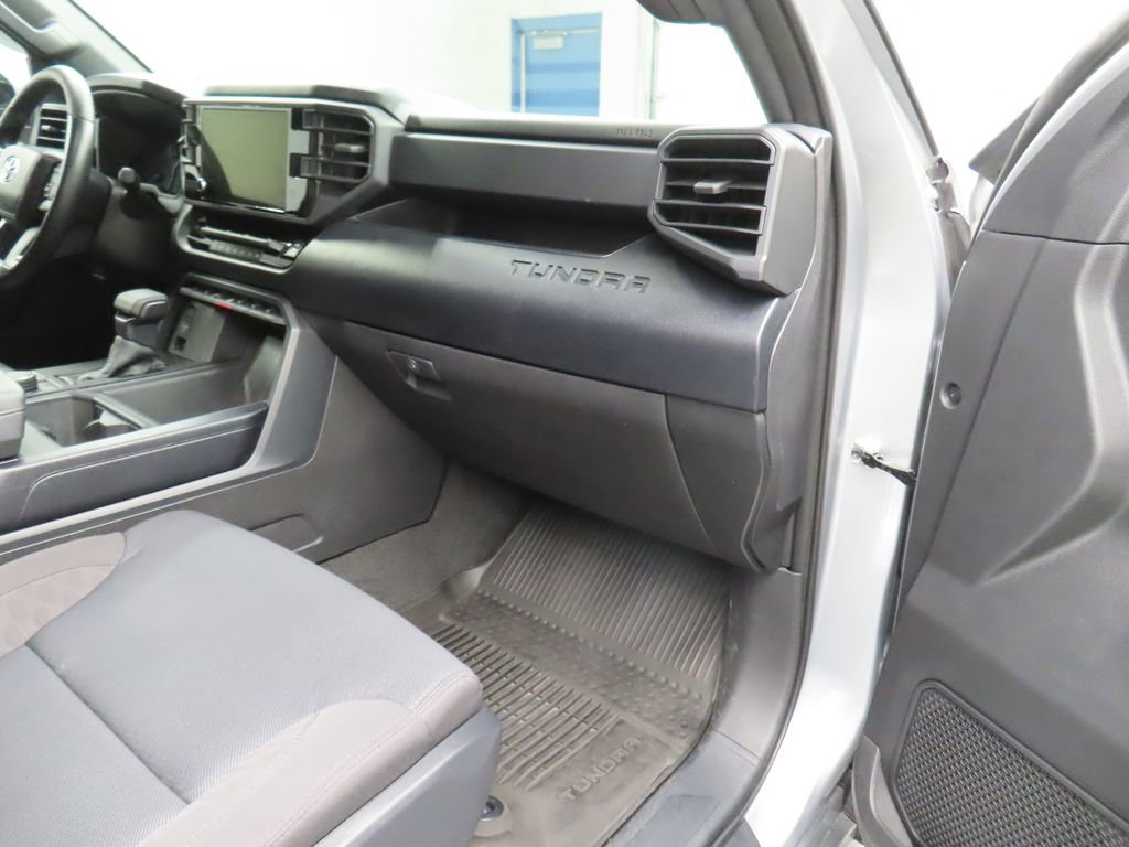 Used 2025 Toyota Tundra SR5 w/ SR5 Convenience Package AWD/4WD image 28