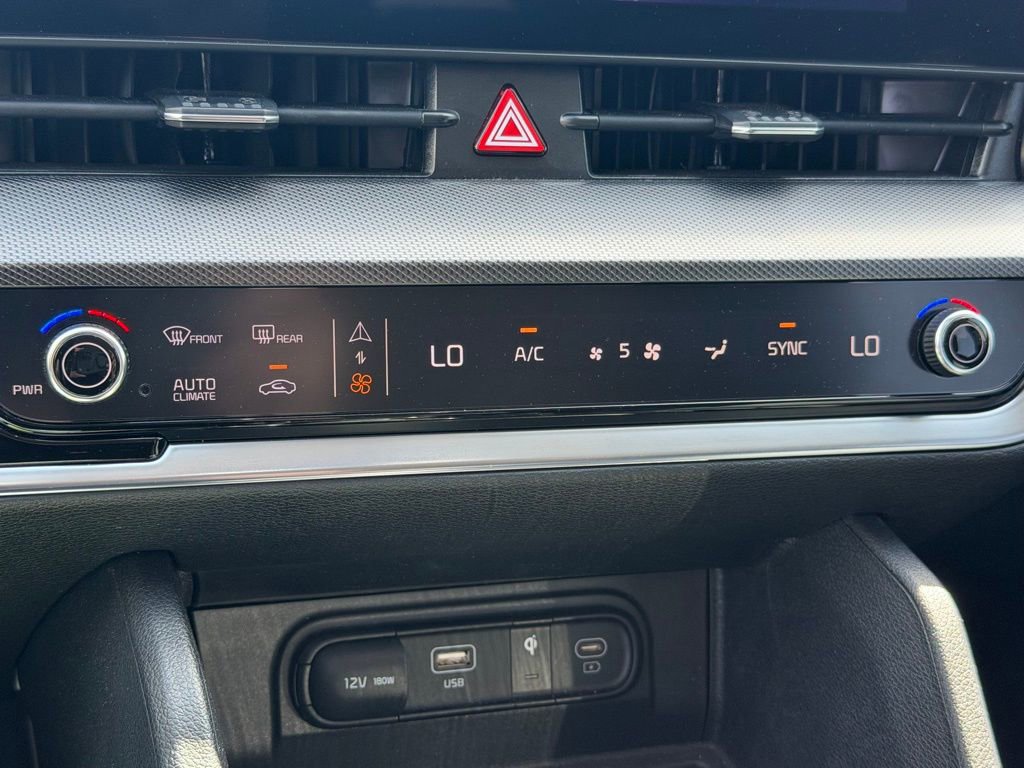 Used 2025 Kia Sportage SX FWD image 22
