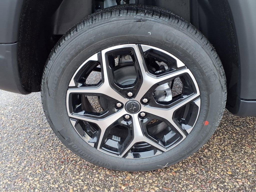 New 2026 Jeep Compass Limited w/ Sun, Sound & Navigation Group AWD/4WD image 4