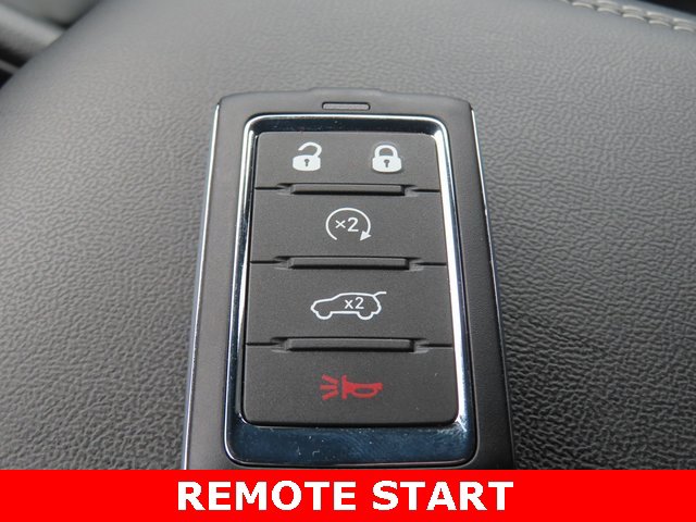 New 2025 Jeep Grand Cherokee Limited w/ Black Appearance Package image 40