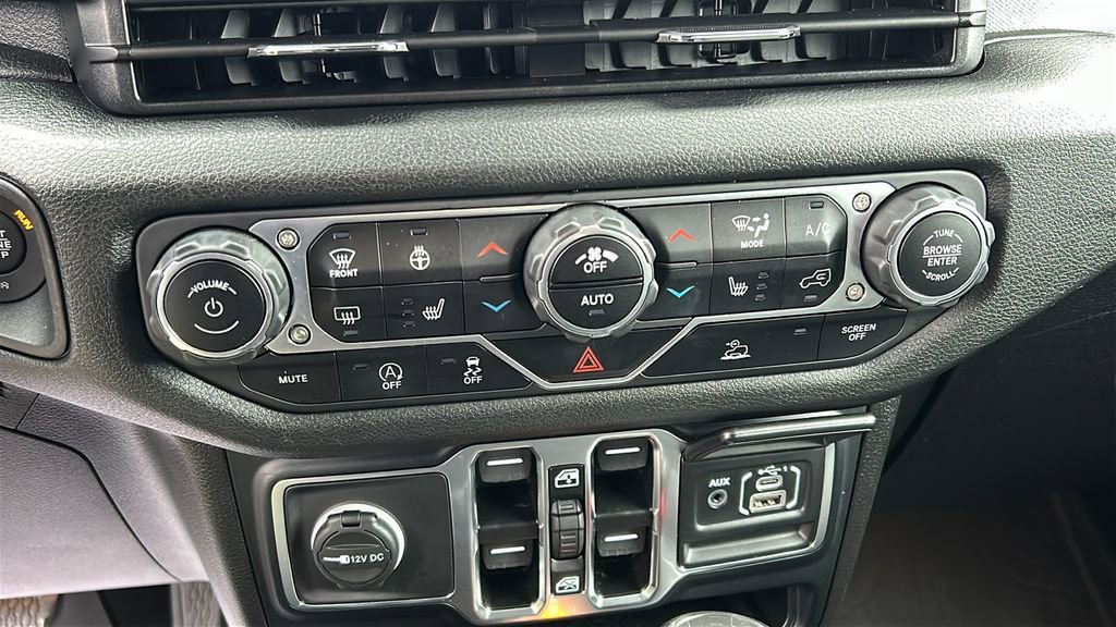 Used 2024 Jeep Wrangler Sport S image 18