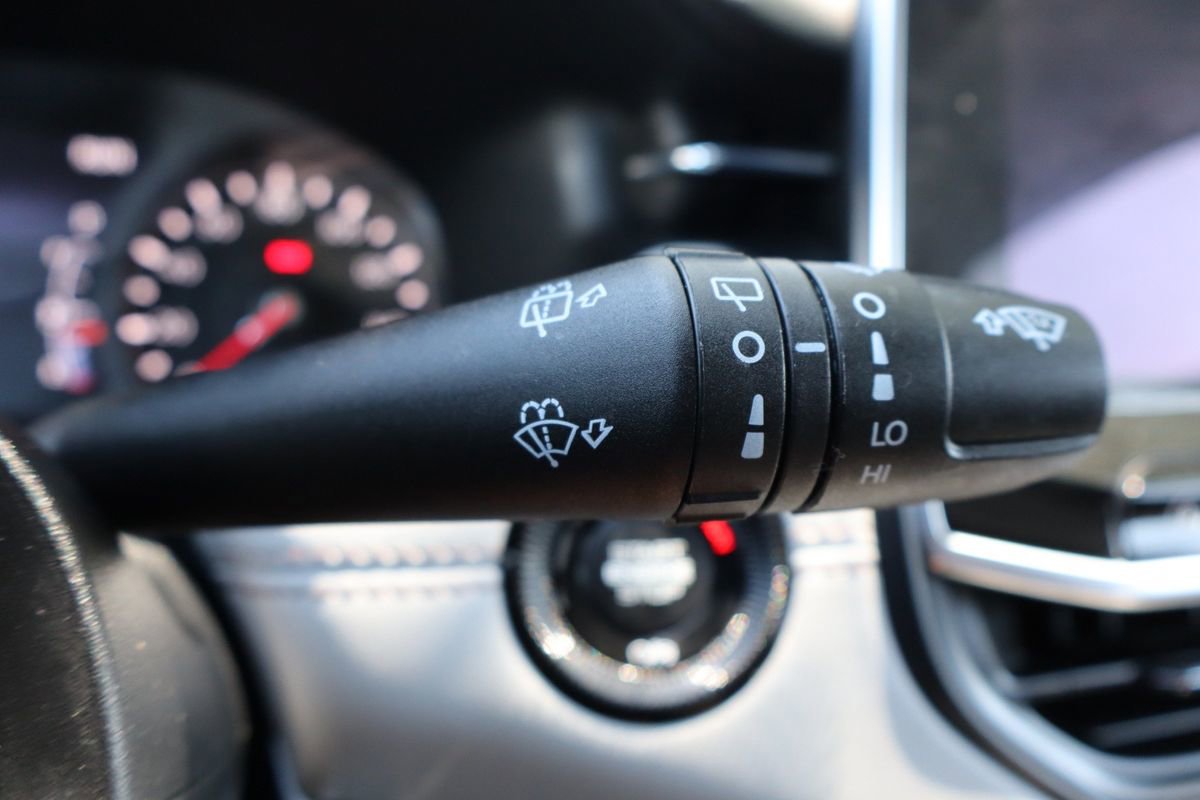 Used 2022 Jeep Compass Limited image 32