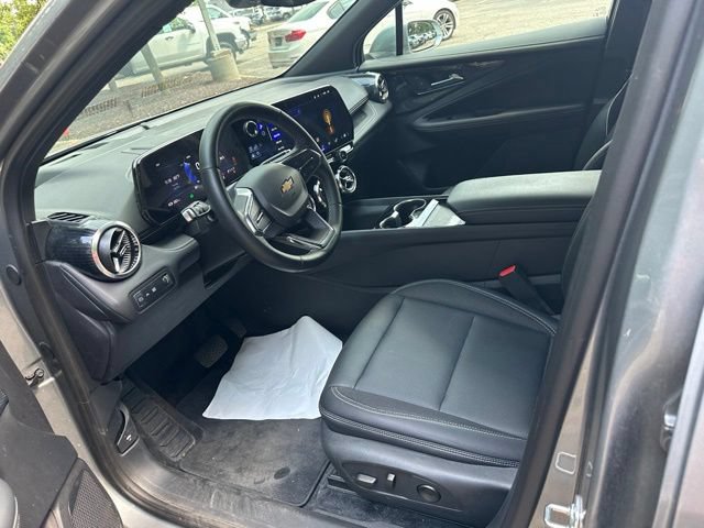 Used 2024 Chevrolet Blazer EV LT AWD/4WD image 11