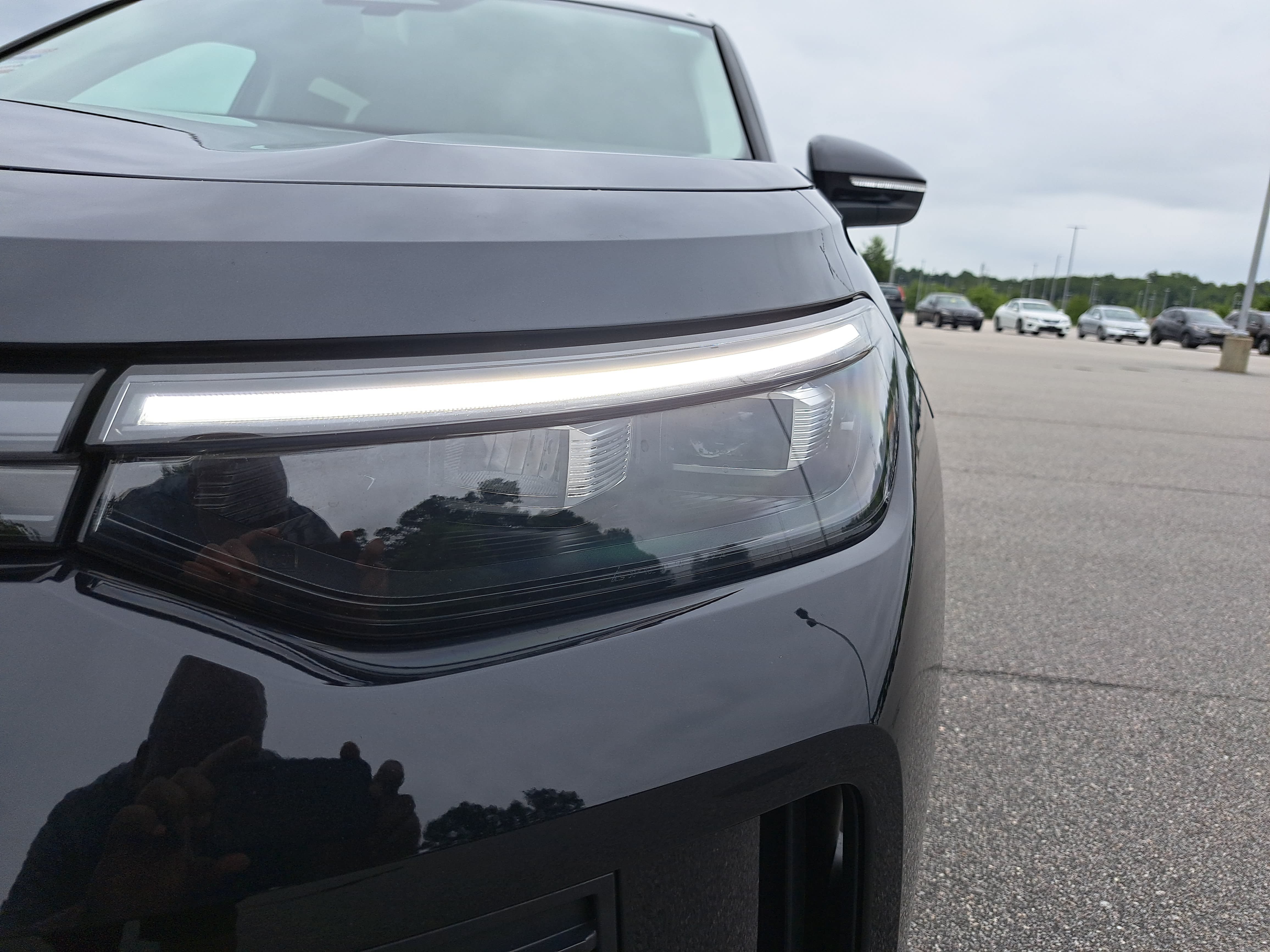 Certified 2025 Volkswagen Tiguan S FWD image 28