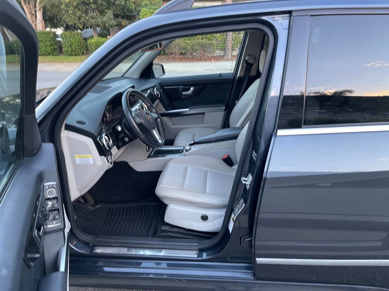Used 2014 Mercedes-Benz GLK 350 2WD image 5