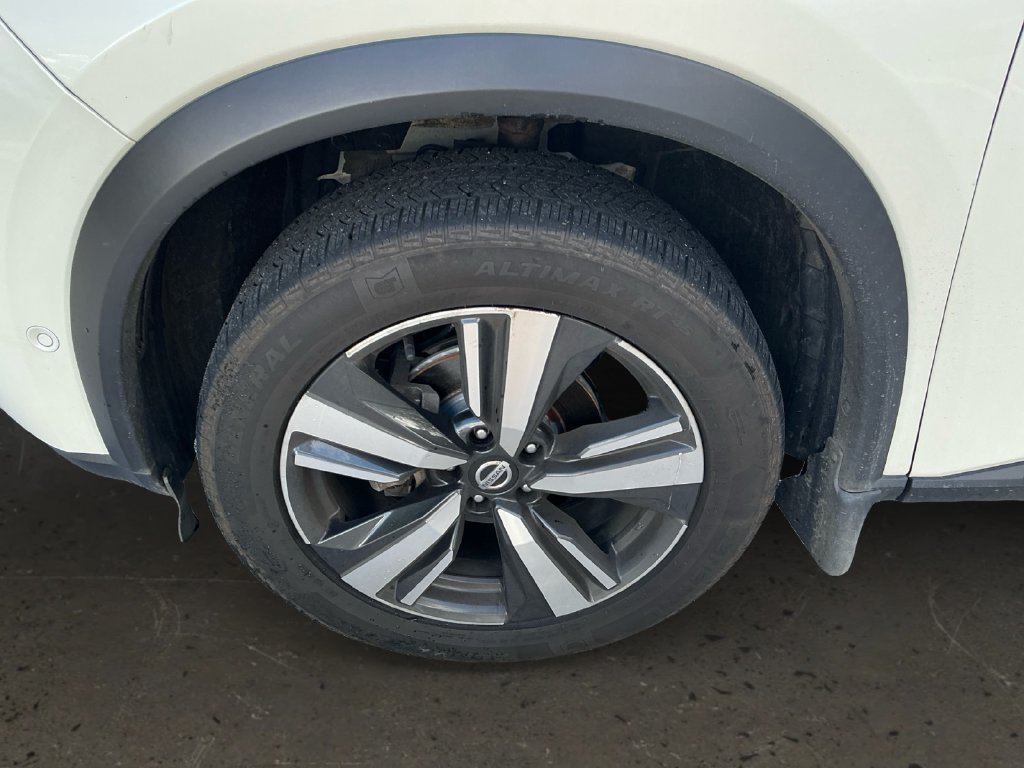 Used 2021 Nissan Rogue Platinum AWD/4WD image 10
