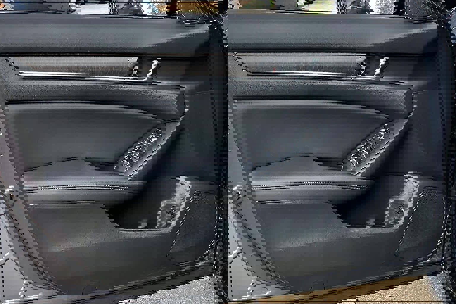 Used 2019 Honda Accord EX image 21