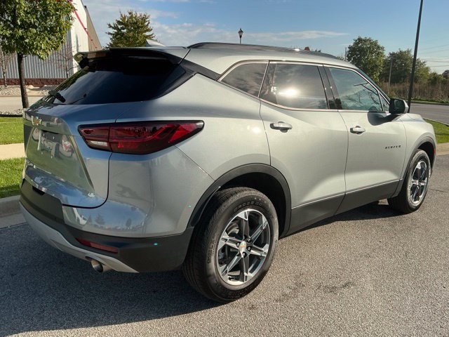 New 2025 Chevrolet Blazer LT w/ Convenience Package AWD/4WD image 6